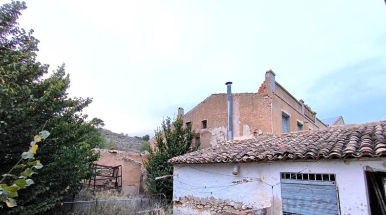 Alicante - Villena - 24900m2