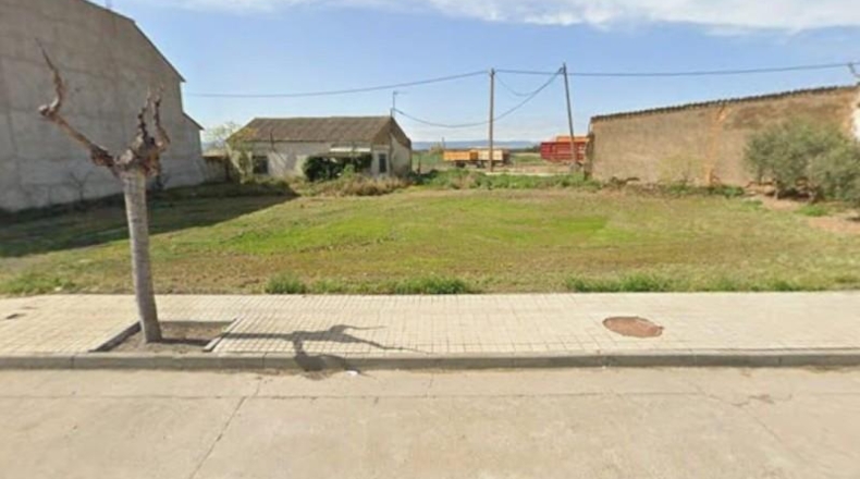 Huesca - Sariñena - 838m2