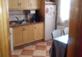 Дом с участком на продажу в городе Huelma Фото