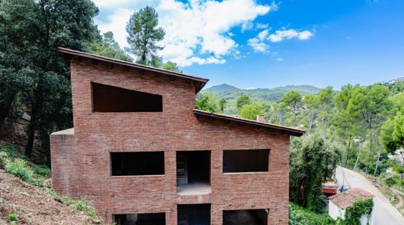 Barcelona - Corbera de Llobregat - 1012m2