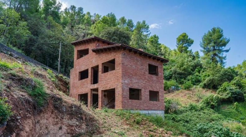Barcelona - Corbera de Llobregat - 1012m2
