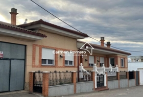 Palaciosrubios 395&nbsp;m² 