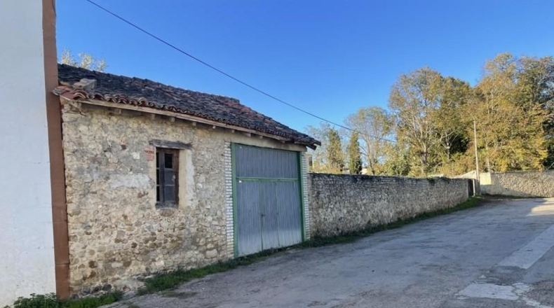 Burgos - Medina de Pomar - 1890m2