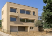 Городская земля под застройку на продажу у города Vilanova i la Geltrú Фото