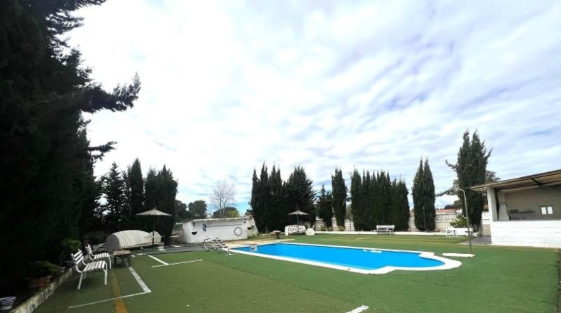 Seville - Carmona - 2833m2