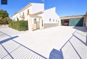 Baza 250&nbsp;m²