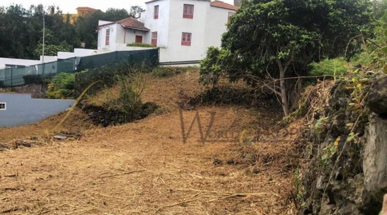 Santa Cruz de Tenerife - Tanque Bajo - 763m2