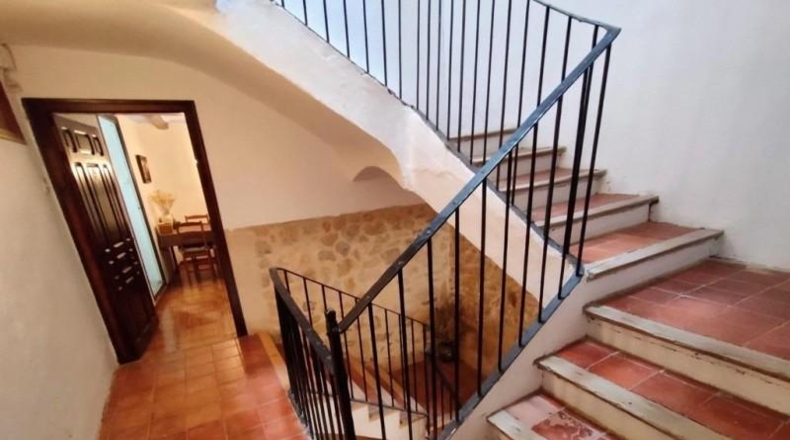 Teruel - Valljunquera - 333m2