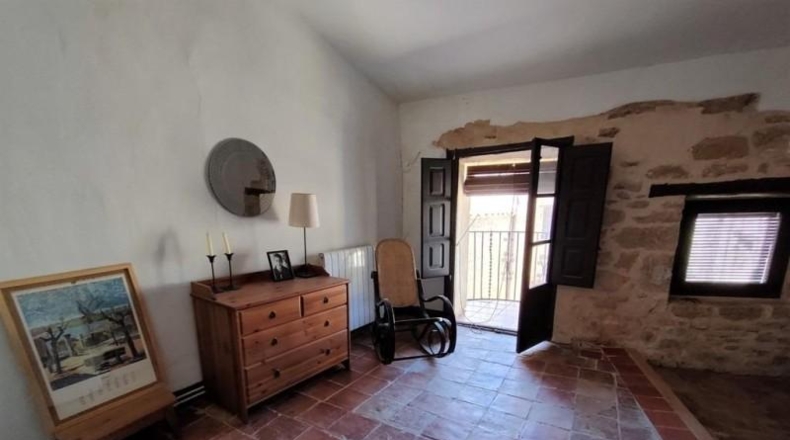 Teruel - Valljunquera - 333m2