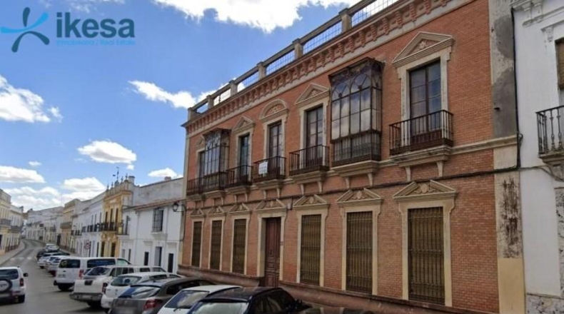 Badajoz - Azuaga - 1252m2