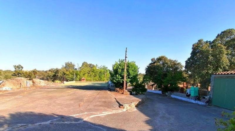 Cáceres - Cáceres - 2600m2