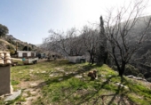 Земля на продажу у города Güéjar Sierra Фото