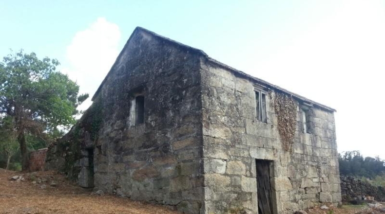 Pontevedra - O Costal - 2099m2