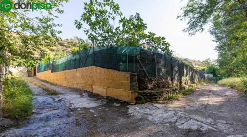 Granada - Pinos Genil - 1850m2