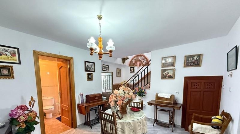 Малага - Villanueva de Algaidas - 244m2