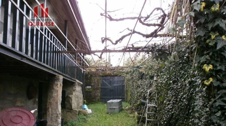 Orense - Amoeiro - 2200m2