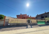 Отдельно стоящий дом с участком на продажу в городе Estadilla Фото
