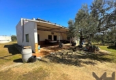 Casa de camp amb terreny en venda a la España, Utrera, ref.: TR154811 foto