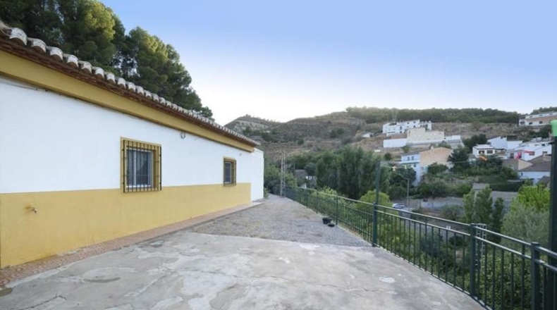 Granada - Cozvíjar - 880m2