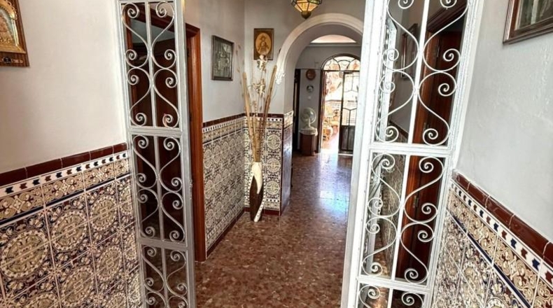 Sevilla - Almadén de la Plata - 204m2