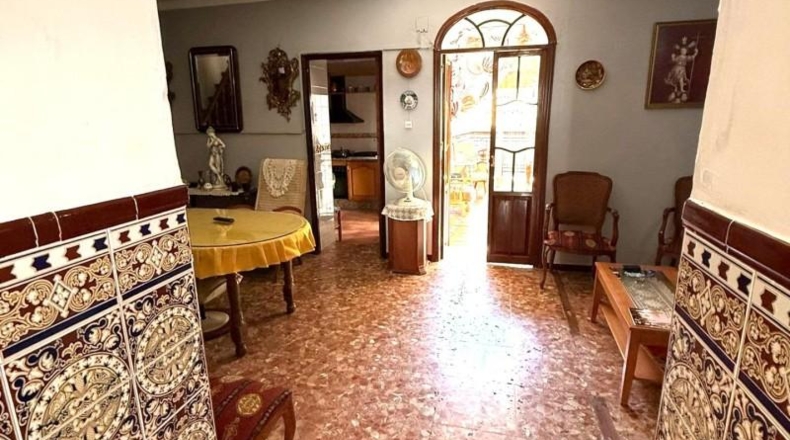 Sevilla - Almadén de la Plata - 204m2