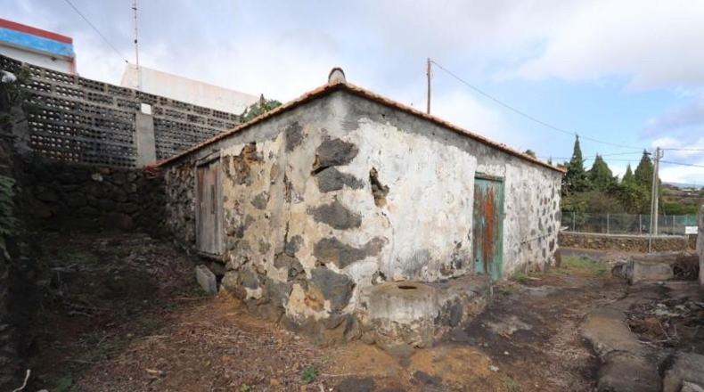 Santa Cruz de Tenerife - Monte de Pueblo - 4887m2