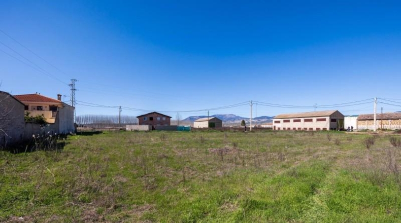 Granada - Fuente Vaqueros - 3416m2