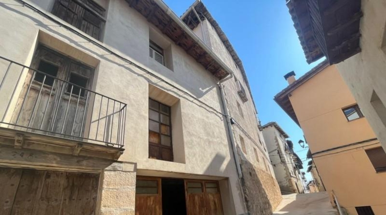 Teruel - Peñarroya de Tastavins - 1138m2