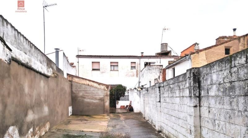Badajoz - Монтихо - 700m2