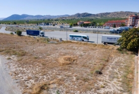 Baza 860&nbsp;m² 
