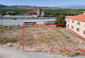 Baza 860&nbsp;m² 