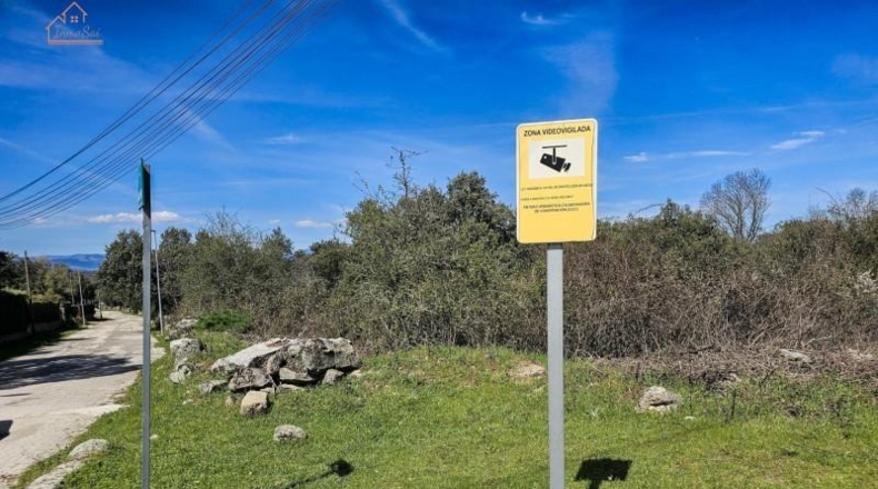 Community of Madrid - Valdemorillo - 27601m2