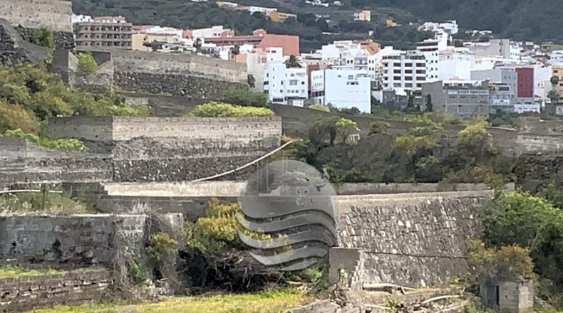 Santa Cruz de Tenerife - Icod de los Vinos - 6350m2
