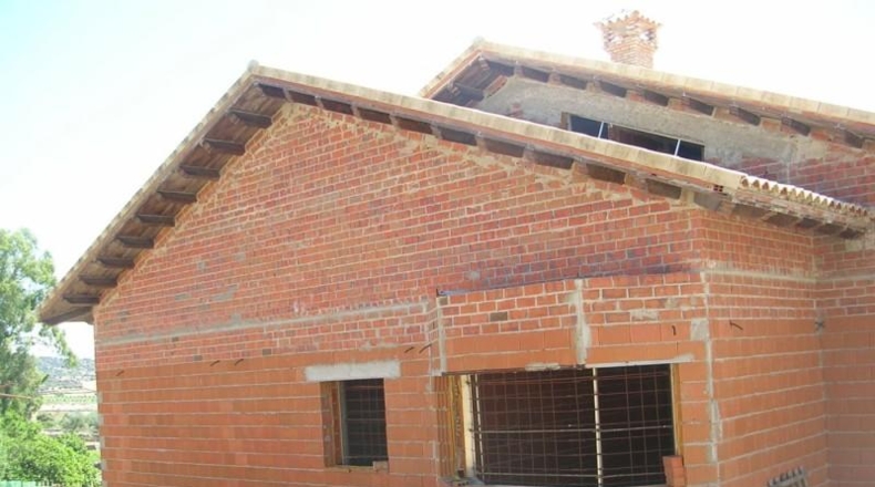 Cáceres - Malpartida de Plasencia - 2630m2