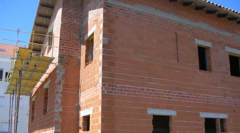 Cáceres - Malpartida de Plasencia - 2630m2