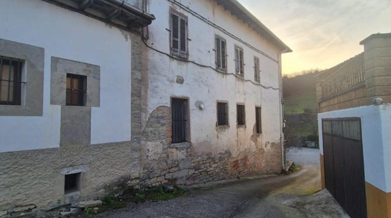 Burgos - Irús - 1200m2
