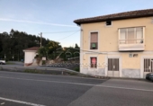 Chalet independiente con terreno en venta en la España, Ribadesella, ref: TR143369 foto