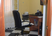 Отдельно стоящий дом с участком на продажу в городе Almendralejo Фото