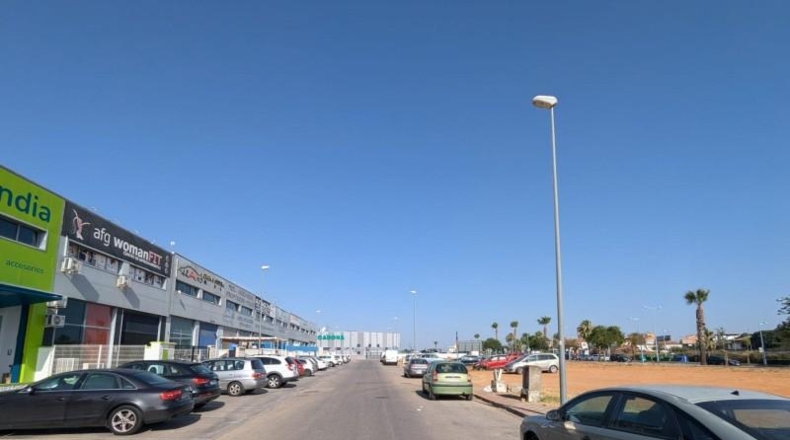 Sevilla - Dos Hermanas - 359m2