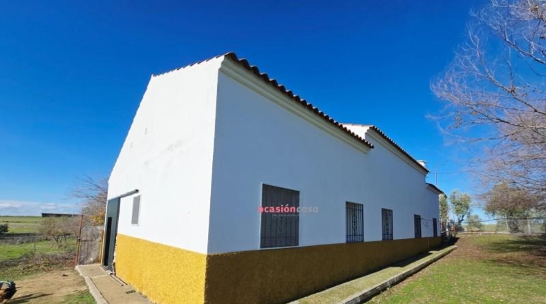 Córdoba - Pozoblanco - 21000m2