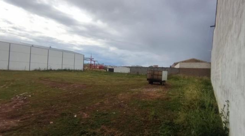 Cáceres - Cáceres - 1800m2