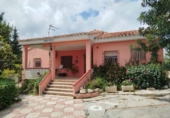 Detached villa with land for sale on España, Pedralba, ref: TR280847 photo