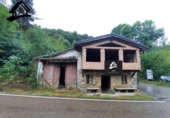 Загородный дом с участком на продажу в городе San Pedro del Romeral Фото