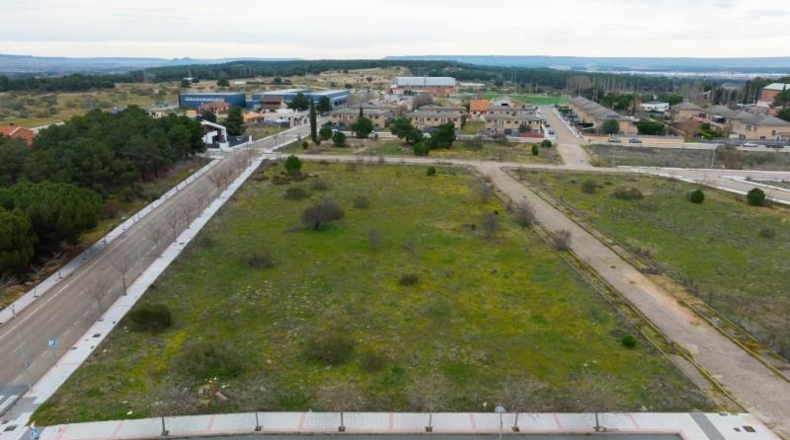 Valladolid - Boecillo - 6165m2
