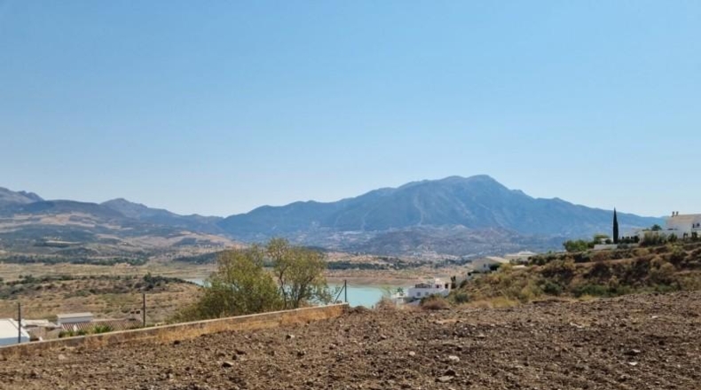 Málaga - Viñuela - 31900m2