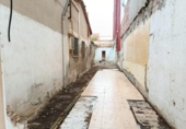 Дом с участком на продажу в городе Viladecans Фото