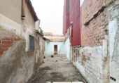 Дом с участком на продажу в городе Viladecans Фото