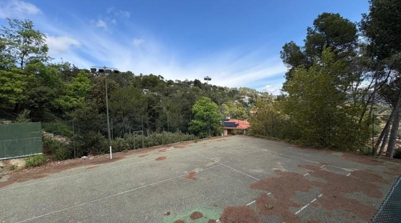 Barcelona - Castellar del Vallès - 1681m2