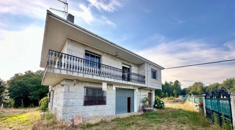 Orense - Junquera de Ambía - 5684m2