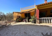 Casa de camp amb terreny en venda a la España, La Puebla de Cazalla, ref.: TR149196 foto